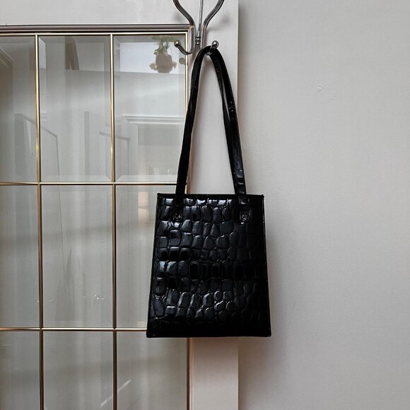 Stylish Leather Alligator Skin Inspired Black Tote Bag Purse - Picture 5 of 7